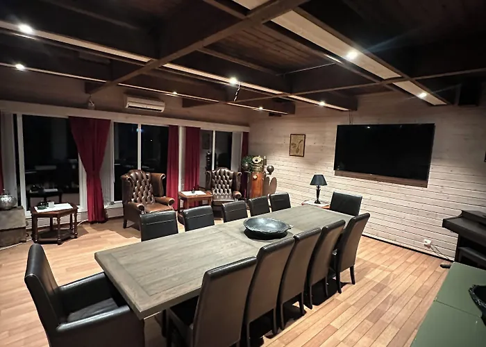 Christineborg 3* Runde