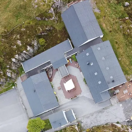 Christineborg 3* Runde