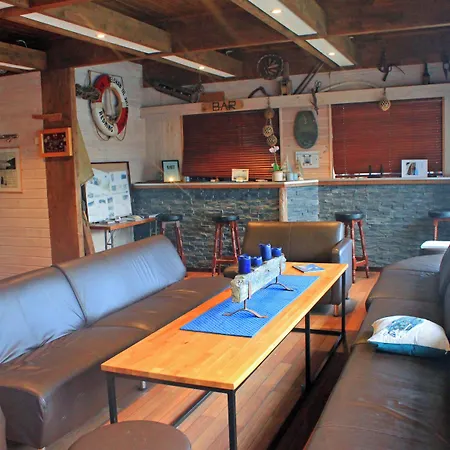 Christineborg 3* Runde